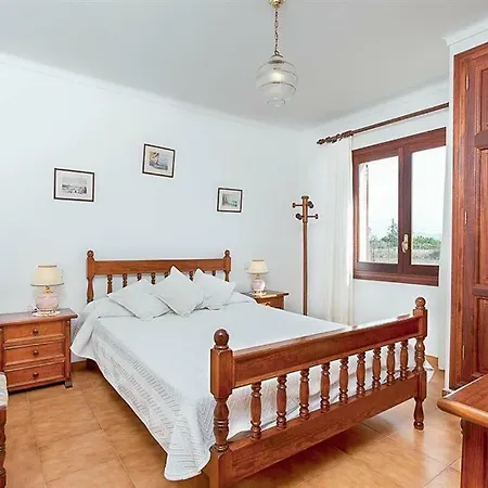 Villa Sleeps 6 Pool Air Con Wifi T813482 *
